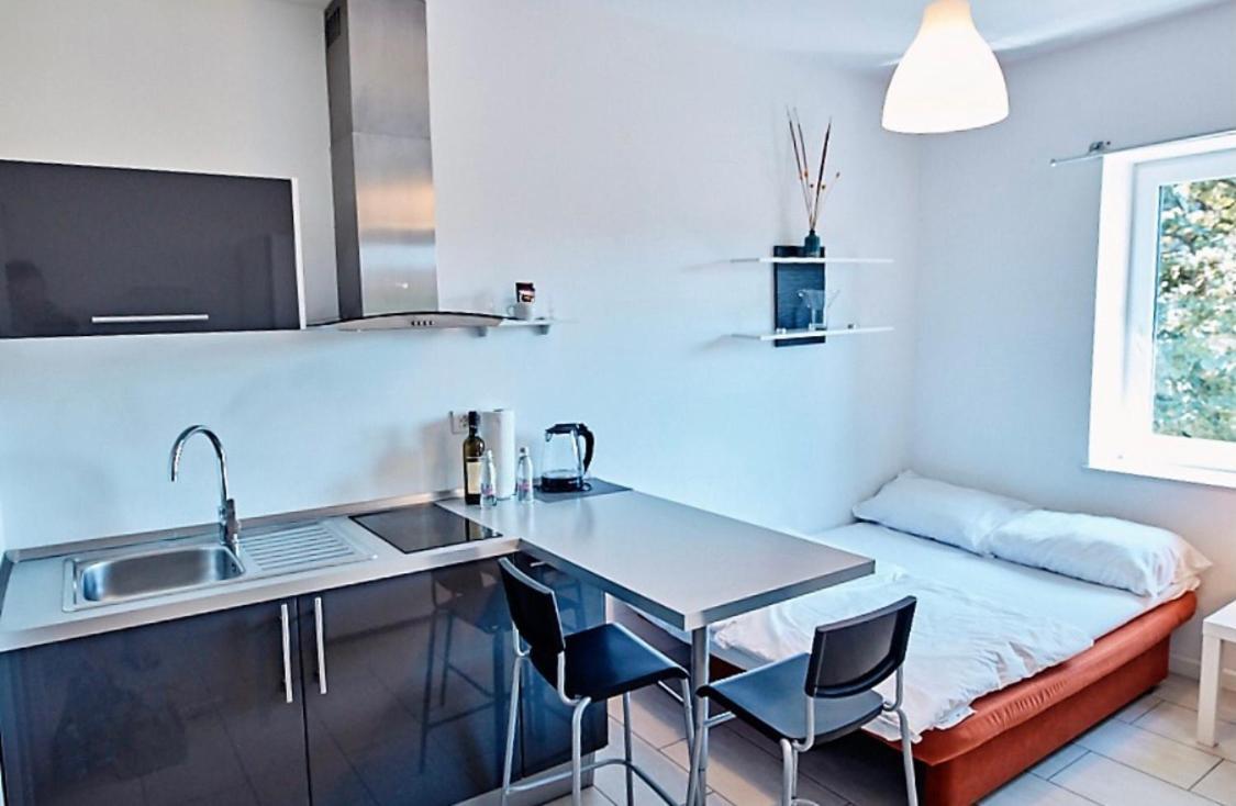 Apartments & Rooms Artemus Belveder コペル 部屋 写真